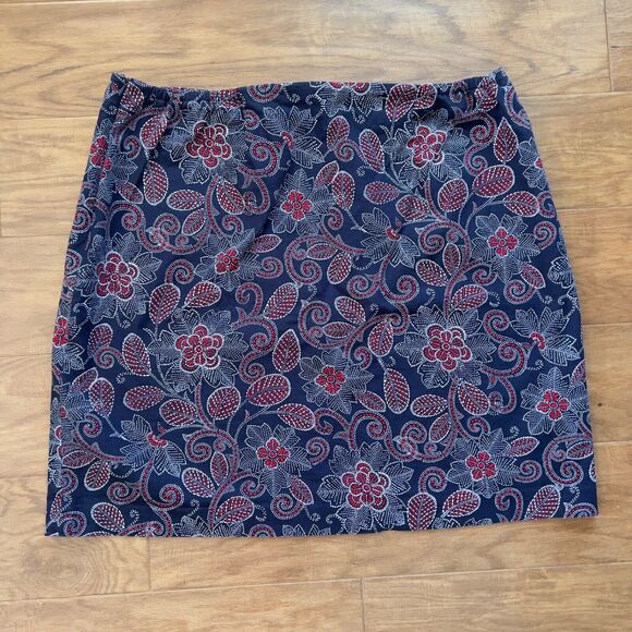 Talbots Woman Pencil Skirt Size 24W Navy Blue/Red/White Floral Print - Picture 2 of 12